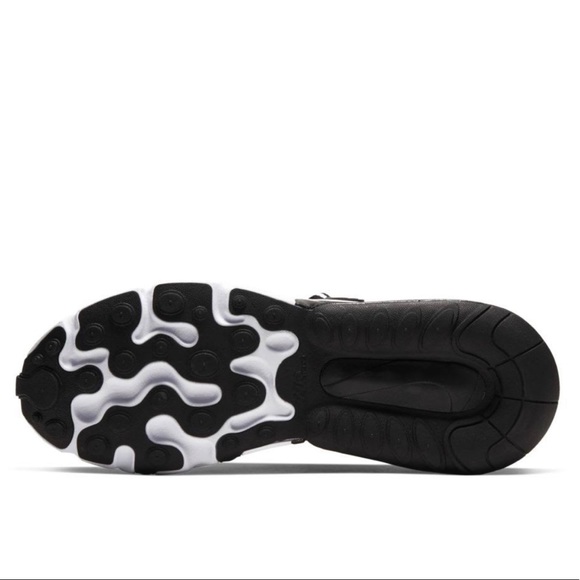 Like New - Women’s Nike Air React - Picture 4 of 8